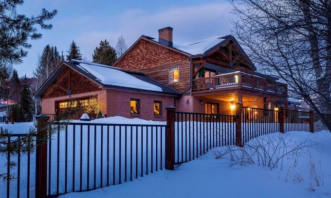Steamboat Springs House | Large Luxury Home Located in Heart of Steamboat Springs with 2 Car Garage