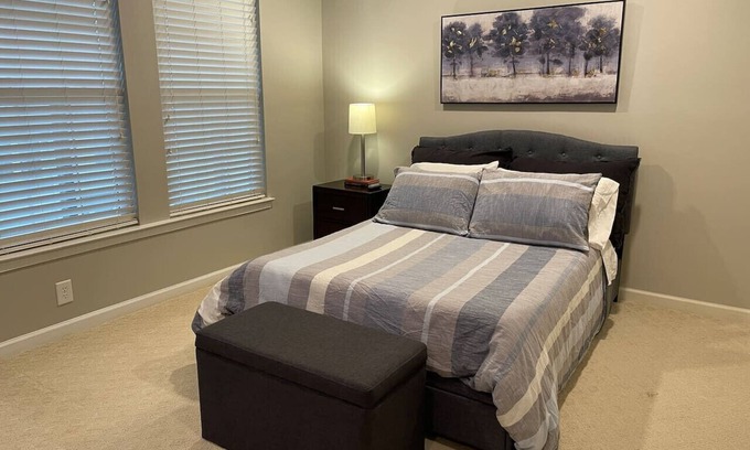 Charlottesville House | Large & Private Room on Separate Floor w/Parking