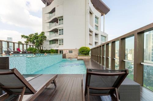 Chidlom Apartment | Large room with 2Beds BTS Chitlom Sukhumvit BKK