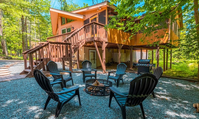 Hamlin Ski Chalet | Large, spacious Chalet-in amenity filled Hideout