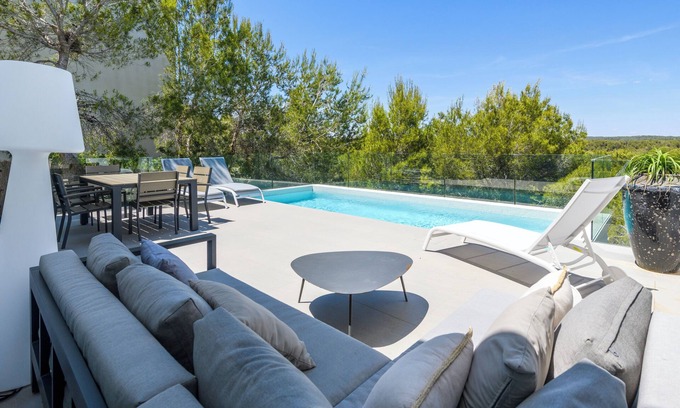 Lo Rufete Villa | Las Colinas Resort relaxing home with golf view