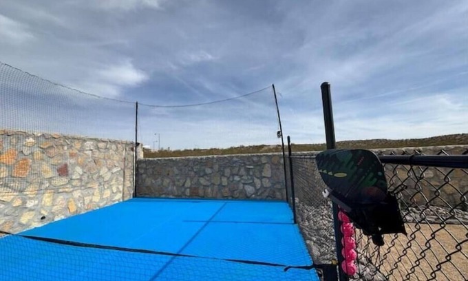 Las Cruces House | Las Cruces, New 4BR home, Vacation, Games, Pickleball, Family Friendly