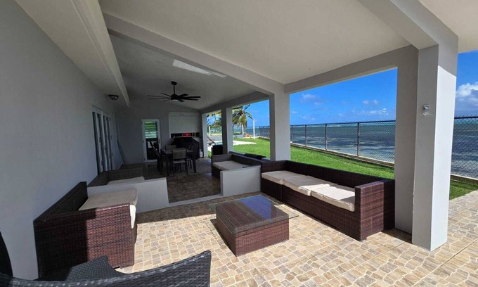 Zarzal House | Las Picuas Río Grande PR