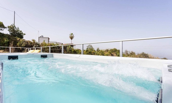 La Orotava House | Las Ranas 2 - amazing views, swim spa with jacuzzi