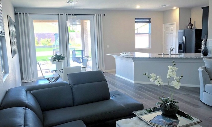 Rhodes Ranch House | Las Vegas Luxury Vacation Experience