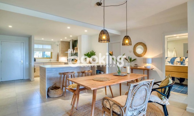 Sant Feliu de Guixols Apartment | Las Velas I Planta baja en S'Agaró con vista mar y agradable terraza con acceso directo a la piscina