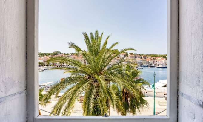 Cove Murtar Apartment | Lasta 20 Losinj Town Studio Apartment