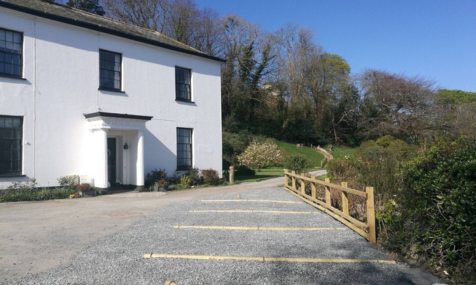 Hele Bed & Breakfast | Laston House