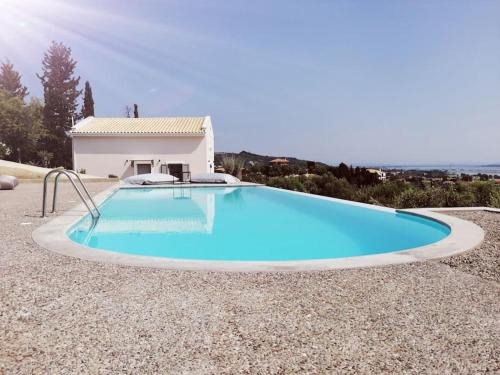 Lygia Apartment | LAURA SEA VIEW APARTMENT 1 with Swimming Pool