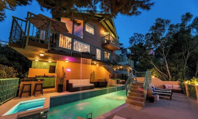 Hollywood Hills West House | Laurel Canyon house in the Hills with pool, spa, backyard projector & 180’ views