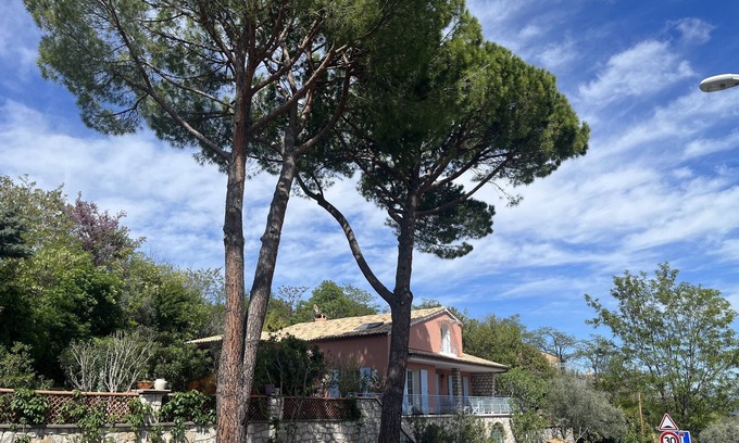 Manosque Apartment | Lavandula heated pool jacuzzi organic concept Manosque *