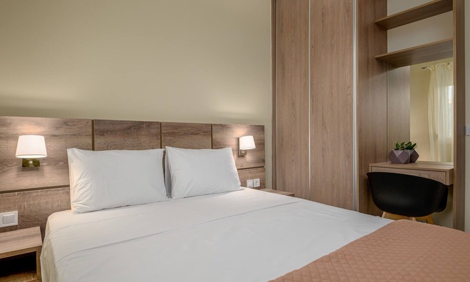 Ammoudia Apartment | Lavish two bedrooms family apartment with kitchen and balcony