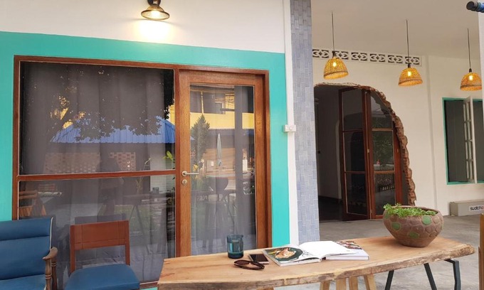 Khon Kaen House | Lay Day