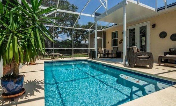 New Smyrna Beach House | Lazy Turtle Beach House NSB, Solar Heated Pool, Steps to Beach