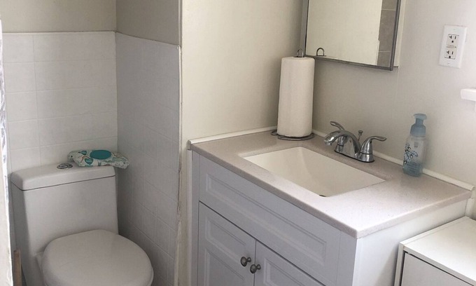 Paramount Apartment | LB Comfy Home