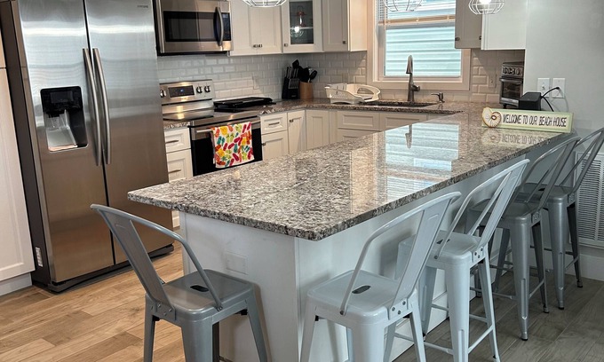 Ship Bottom House | LBI Ship Bottom New Rental Two Bedroom Beach Block Great Location 101 E 28th Stn
