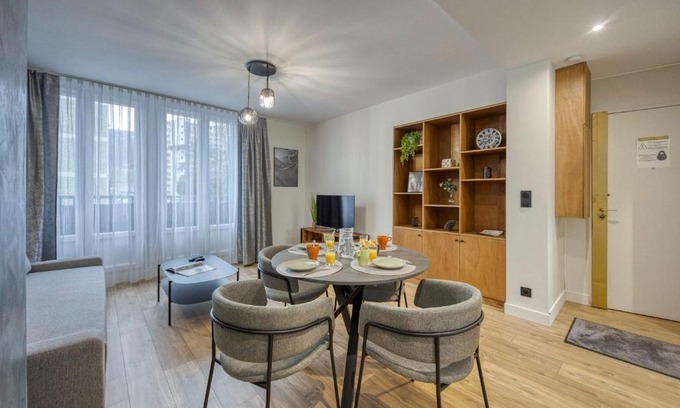 Fontaine Apartment | Le 18 Prévost - Square