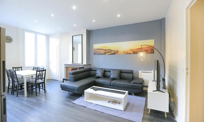 Jacquard - Prefecture Apartment | Le 34 Malon, T5 hypercentre chic et cosy, wifi, netflix par SOVALFI