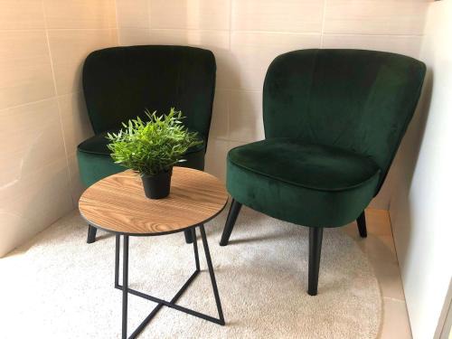 Chantiers Apartment | Le Buc - Gare Versailles Chantiers - Netflix