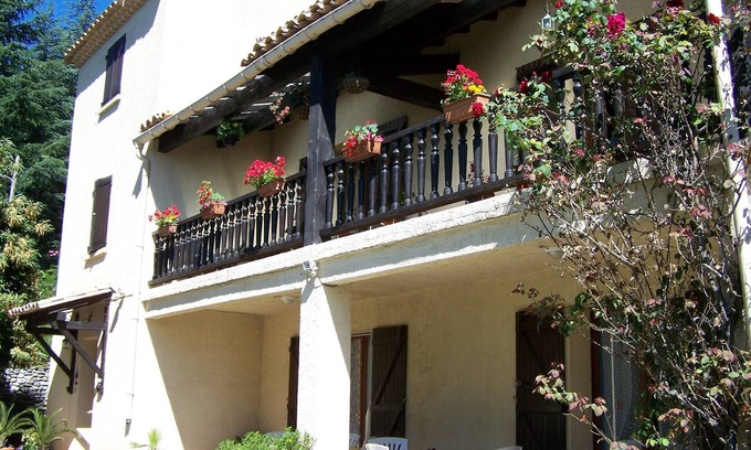 Le Vigan Villa | Le Cévenn'hols - Gîte 1 Terrasse Dans Propriété au Calme