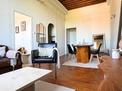 9th Arrondissement Apartment | Le Canut de Saint-Just - Lyon 9