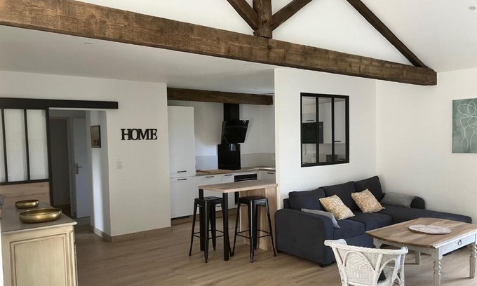Saint-Sulpice-de-Cognac House | Le Chai des Annereaux