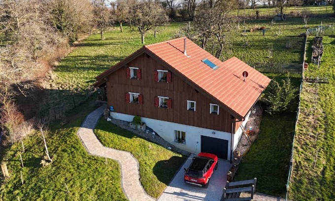 Bouxwiller Ski Chalet | Le Chalet au Vieux Vignoble, a spacious cottage in Alsace near Saverne, offers c