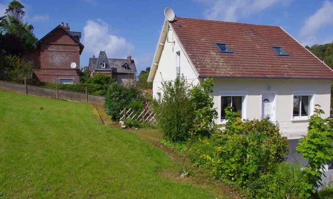 Veulettes-sur-Mer House | Le Clos des Camélias - VEULETTES SUR MER