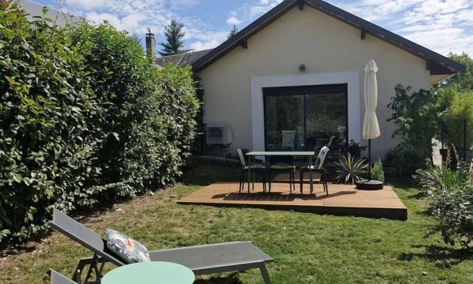 La Motte-Servolex House | LE CLOS DES DIJOUDS - Garden side