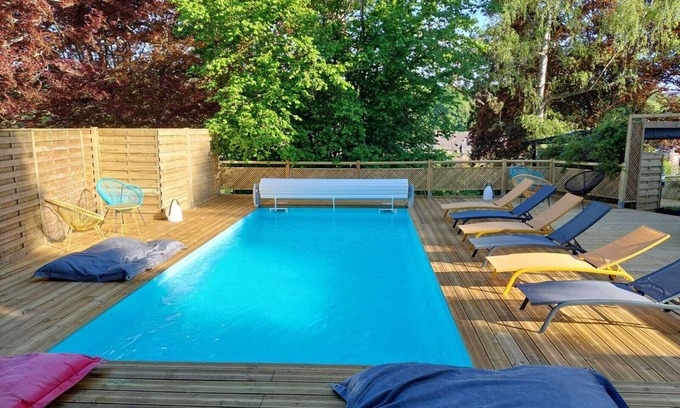 Bernay House | Le Clos des Lodges