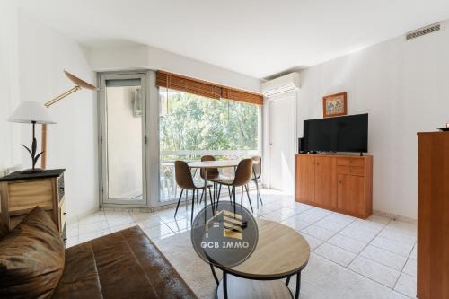 Meylan Apartment | Le Cocon - 4 personnes et Parking Privé Gratuit