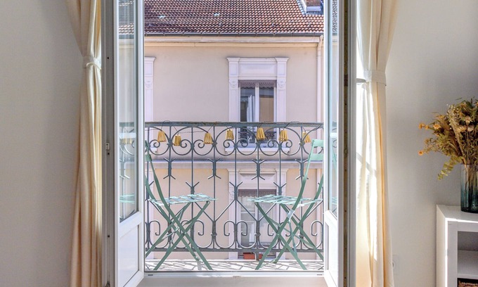 Quartier Hyper-Centre Apartment | Le Coeur de Ville