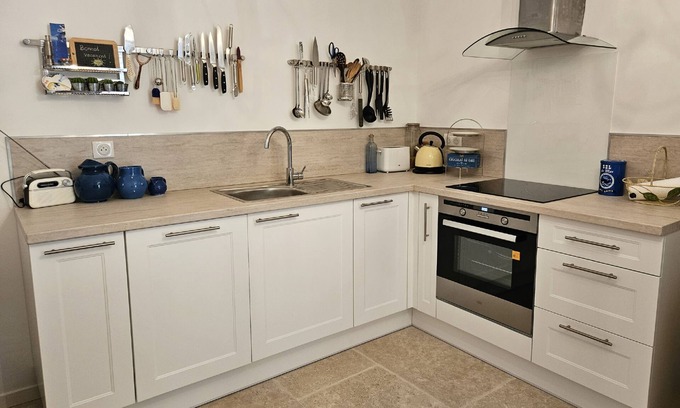 Le Beausset House | Le Coin Bleu Provence between land and sea