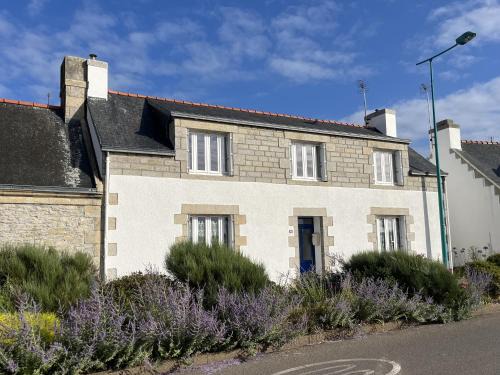 Treffiagat House | Le Dock De La Pointe