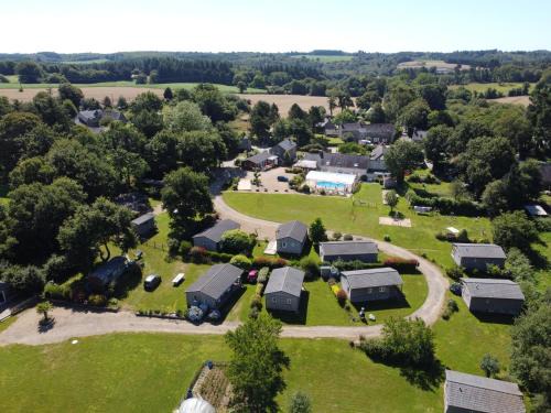 Kernascleden Other | Le Domaine du Scorff - hébergements insolites chalets 4 à 6 personnes et roulottes