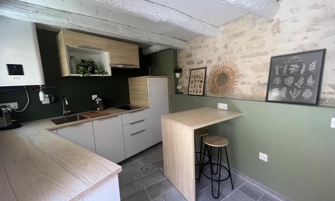 Mont Duplan Apartment | Le Duplex studio centre de Nîmes avec Clim