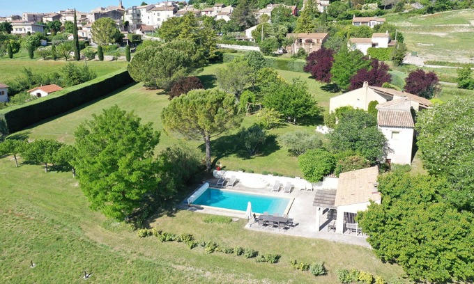Saint-Michel-l'Observatoire House | Le Pigeonnier, Belle Maison Lumineuse en Provence, 6 Couchages, Piscine Privée