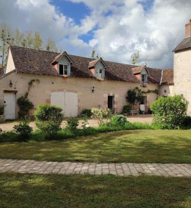 Suevres House | Le gite des Choiseaux, piscine et parc au cœur de la nature