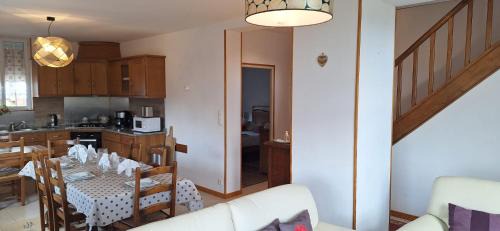 Planchez House | Le Gite des Deux Lacs Settons