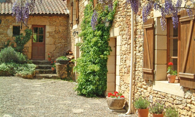 Larzac Apartment | Le Grenier - A little cottage with an annexe