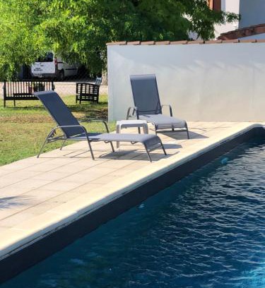 Gensac-la-Pallue Bed & Breakfast | Le Grillage a Poules