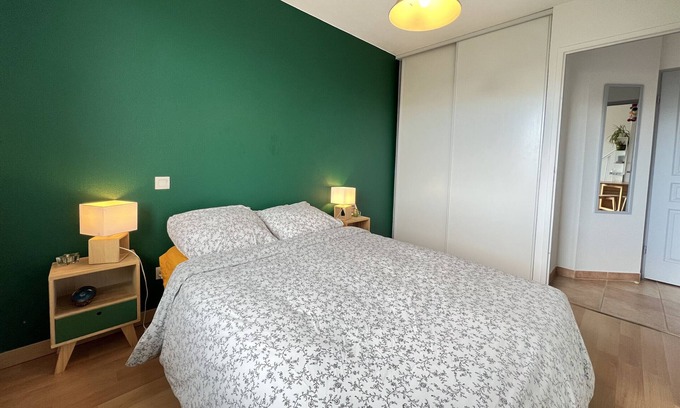 Saint Michel Apartment | Le Guilleret - T3 proche metro