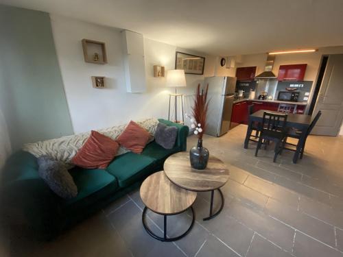 Equemauville Apartment | Le Jardin de Sasha