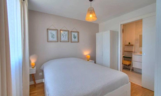 Caluire-et-Cuire Apartment | Le Jean Moulin - Bords de Saône