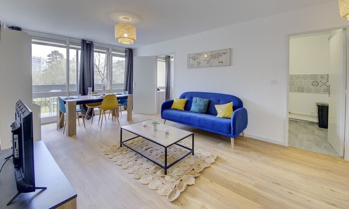 Roseraie - Orgemont Apartment | Le Jules Verne - Appartement moderne et lumineux