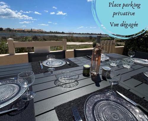 Les Ayguades House | Le lagon vue dégagée