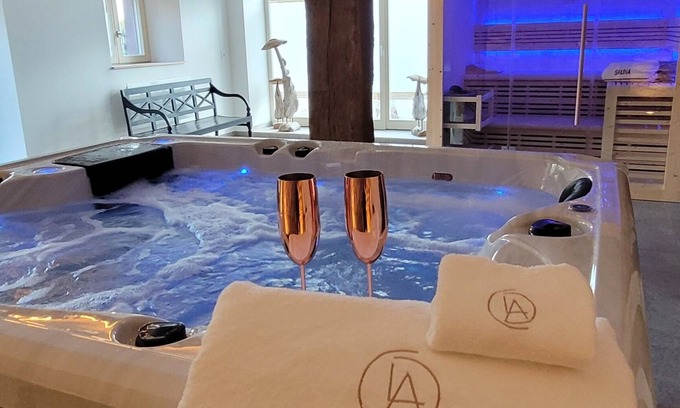 Fenetrange House | Le Lavoir D'Adèle - Spa and Sauna