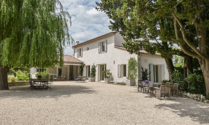 La Garde-Adhemar Villa | Le Mas de la Toulissière, swimming pool and garden in Drôme Provençale