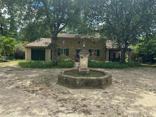 Vers-Pont-du-Gard House | Le Mas