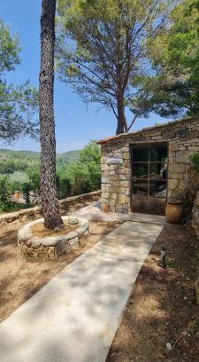 Salernes Bed & Breakfast | Le Masdemoiselle Mazet